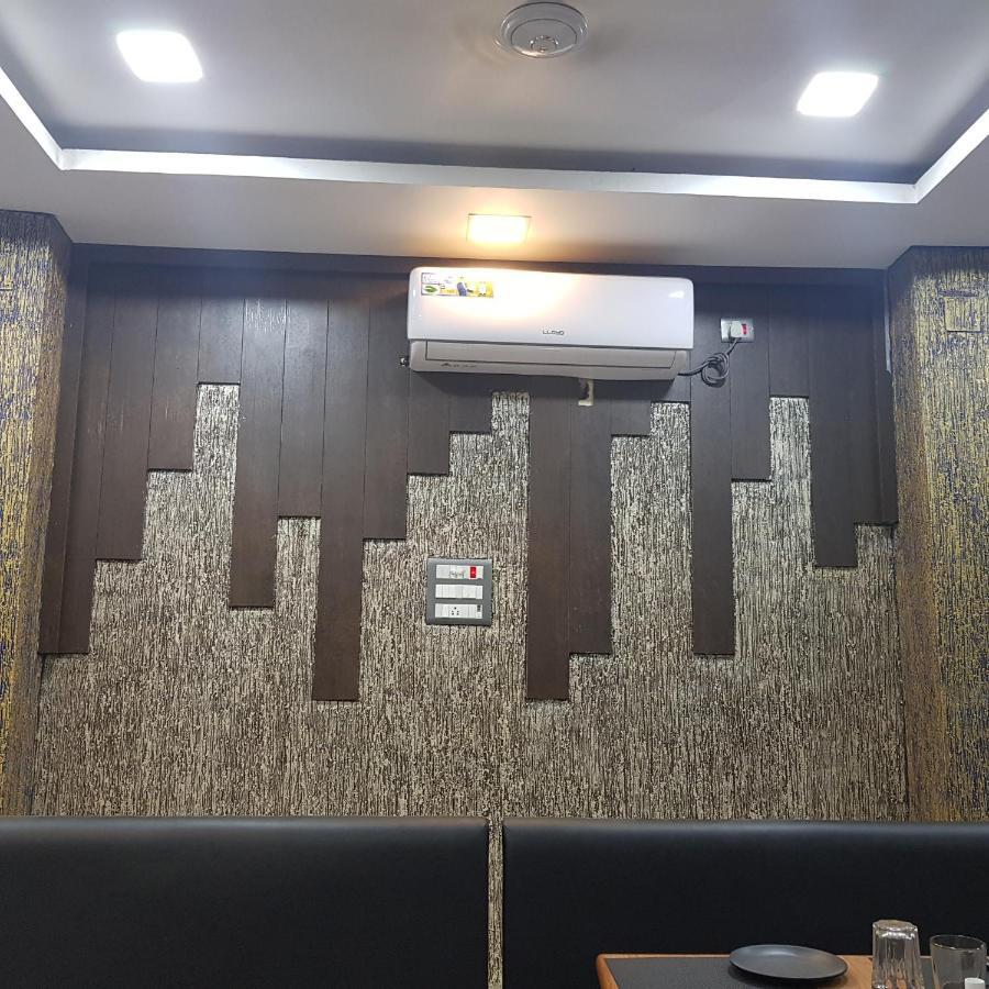 Hotel Wisdom Celebration Motihari Exterior photo